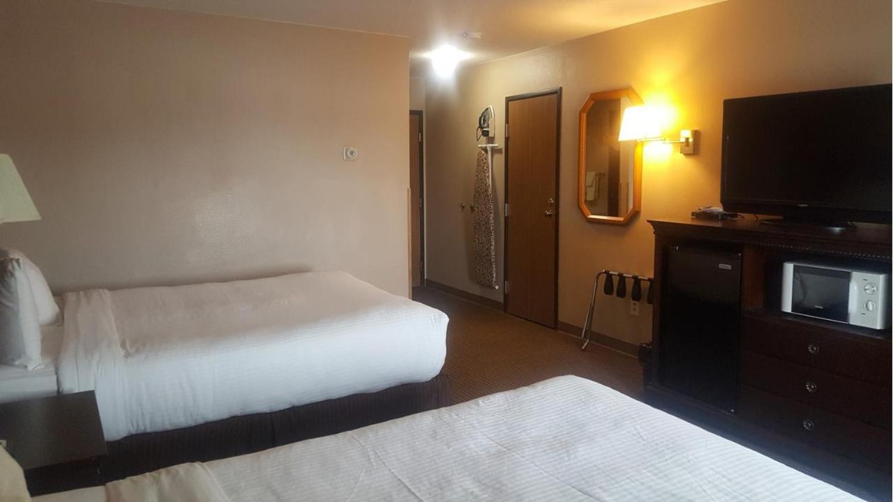 Crookston Inn & Convention Center 외부 사진